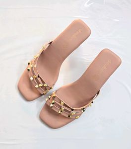 Dressberry Block Heels Sandals