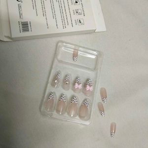 Cute Polka Dot False Nails