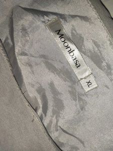 Chic Grey Ruffle Dress
