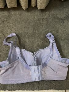 Lace Detail Padded Bra