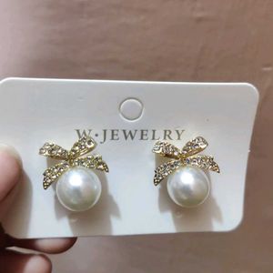 Pearl &amp; Rhinestone Bow Brooch