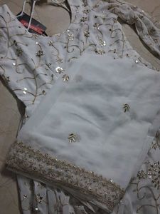 white anarkali suit 34 size