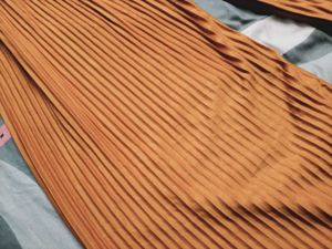Pleated Wide-Leg Pants