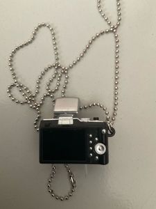 Camera Pendant Necklace working