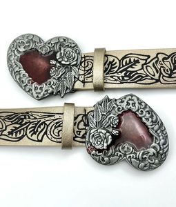 SAVANA Aesthetic Vampire Heart Belt