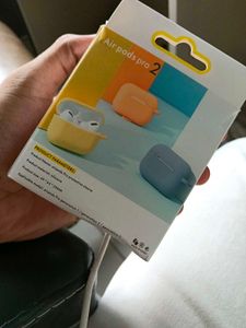 AirPods Pro 2 &amp; Airbuds Case