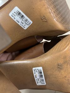 Stylish Brown Wedge Sandals EU 37