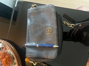 Clearance Tory Burch Black Leather Crossbody Bag
