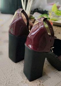 Stylish Burgundy Platform Heels