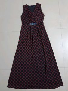 Elegant V-Neck Black &amp; Red Polka Dot Maxi Dress