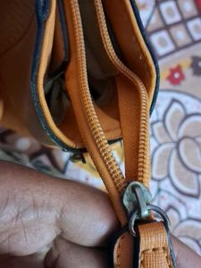 Lavie Handbag... 10% Offer
