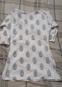 Combo of 2 short kurtis
