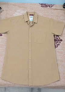 Men's Short Sleeve Button-Up Shirt
