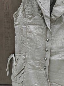 Stylish Sleeveless Vest