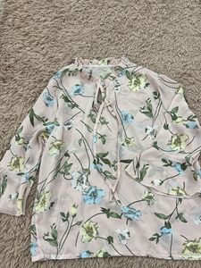 Chic Floral Bell Sleeve Blouse