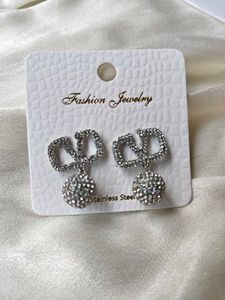 Sparkling Crystal Drop Earrings