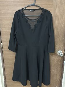 Chic Black Sheath Dress