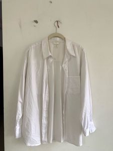 H and M white shirt