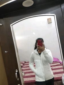 🎉 White Warm jacket 🥳