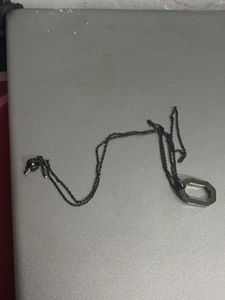 Elegant Silver Geometric Pendant Necklace