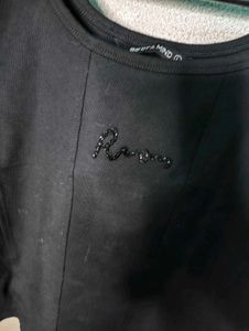 Classic Black Mini Skirt