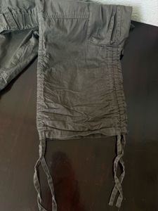 Y2K Cargo Capris - Brown