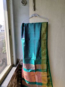 Elegant Green &amp; Gold cotton blend Saree