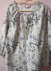 Floral top