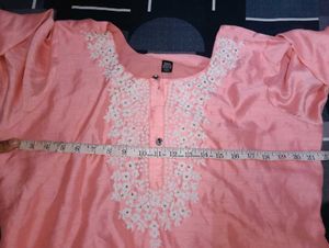 Elegant Pink Kurta Set with Embroidery