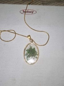 Gold Tone Resin Necklace with Dried Flower Pendant