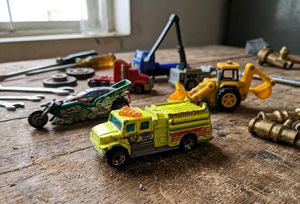 Vintage 1998 Matchbox International Pumper Fire Tr