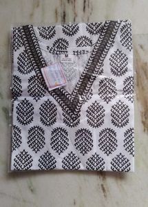🖤🤍Black and White Printed Kurta