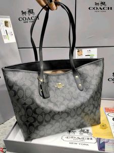 CITY TOTE BAG IN SIGNATURE CANVAS* WD BOX