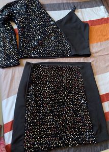 It’s A Black Skirt And Top For Women