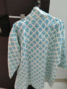Stylish green &amp; White Printed Kurta