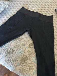 Comfortable Black treggings with waistband