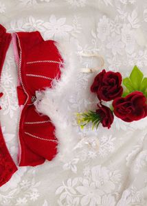 Red Lace &amp; Feather thong set🔥