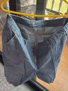 Liz Claiborne Denim Capri Pants