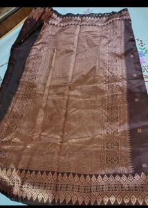 Beautiful Brown Saree with blouse pc