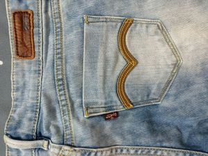 Levis strauss women jeans