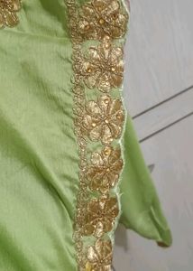 Embroidered Green Kurti Set