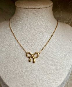 Gold Bow Necklace
