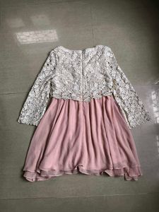 Elegant Lace &amp; Chiffon dress