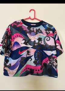 Nike Graphic Tee