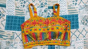 Mustard Embroiderd 3pc set Skirt, Crop top &amp; Shrug