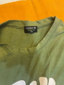 Branded oversized Olive Green "Style Groovy" T-Shi
