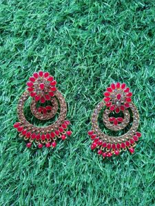 Red Kundan Maang Tikka &amp; Earrings Set