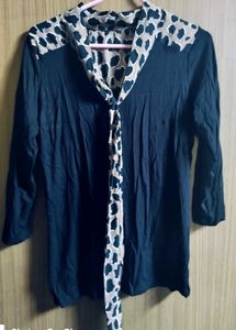 Chic Black Top with Animal Print Collar