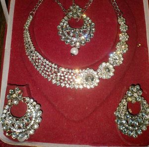 Sparkling Rhinestone Choker Necklace Set
