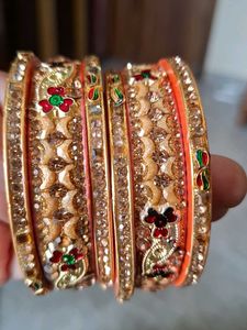 Lakh  Embellished Bangle Set